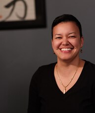 Book an Appointment with Melody Ry for Acupuncture