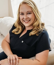 Book an Appointment with Haley Idler for IV Therapy + Wellness