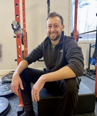 Book an Appointment with Dr. Max Oscar for Physical Therapy